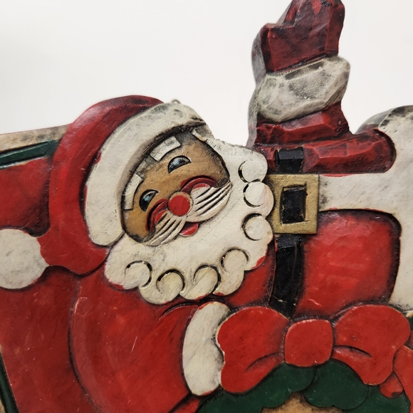 Vintage Wood Carved Santa Claus Christmas Wall Hanging Art Decor Plaque 13"x10" - Picture 2 of 9